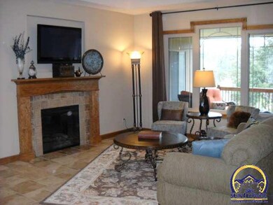 6325 SW 48th Ln, Topeka, KS 66610 - photo 5