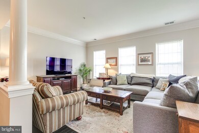 137 Chevy Chase St unit A, Gaithersburg, MD 20878 - photo 4