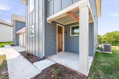 1210 Chestnut Ct unit 1, Runaway Bay, TX 76426 - photo 4