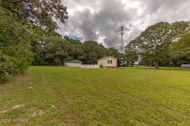 Angle Side/Back Yard Areas