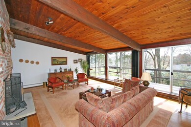 7531 Leric Ln, Alexandria, VA 22306 - photo 4