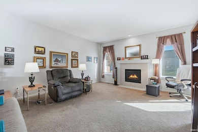 811 Honey Willow Blvd, Huntertown, IN 46748 - photo 7