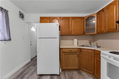 1571 Ridgewick Dr, Wickliffe, OH 44092 - photo 7