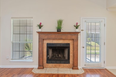 11-web-or-mls-35-lake-front-dr