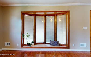 5205-Skylight-Dr-05062021-008