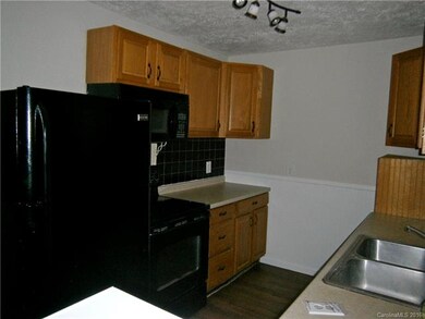 Kitchen Viewed From Living Room