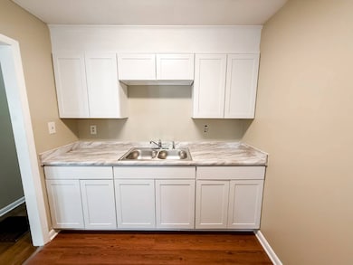 319 Brown Ave, Millen, GA 30442 - photo 5