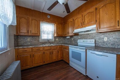 6257 Blue Church Rd, Coopersburg, PA 18036 - photo 3