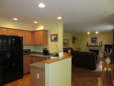 4 Shuvee Ln, Gansevoort, NY 12831 - photo 2