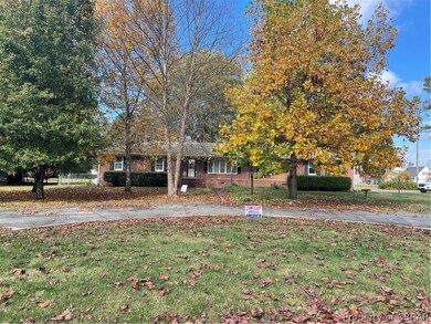 Spacious front yard with circular driveway