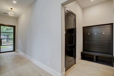 927 W 43rd St, Houston, TX 77018 - photo 5