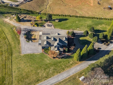 115 Meadowbrook Acres None, Candler, NC 28715 - photo 3