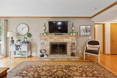 5121 Meadow Ridge, Edina, MN 55439 - photo 5