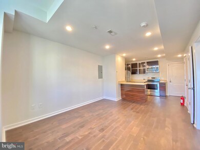 1 W Main St unit 307, Norristown, PA 19401 - photo 6