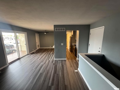 3119 W Willow Knolls Dr unit 25B, Peoria, IL 61614 - photo 3