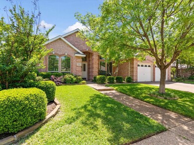 2724 Holly Brook Ct, Bedford, TX 76021 - photo 4