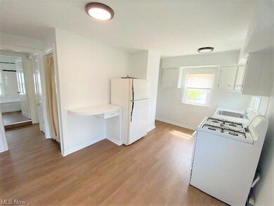 1520 Rockefeller Rd, Wickliffe, OH 44092 - photo 3