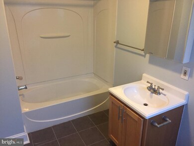 43 E Spruce St, Norristown, PA 19401 - photo 4