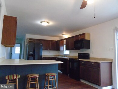 141 Grosbeak Dr, Shepherdstown, WV 25443 - photo 4