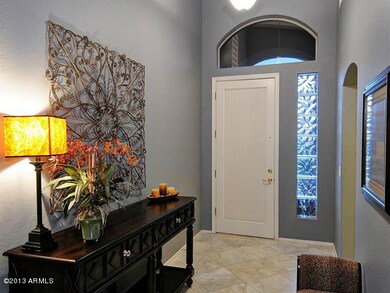 7544ssFoyer
