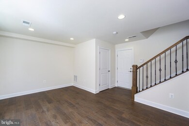3749 Signal Knob Ct, Falls Church, VA 22041 - photo 4
