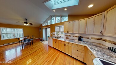 102 Davos Ln, Tafton, PA 18464 - photo 7