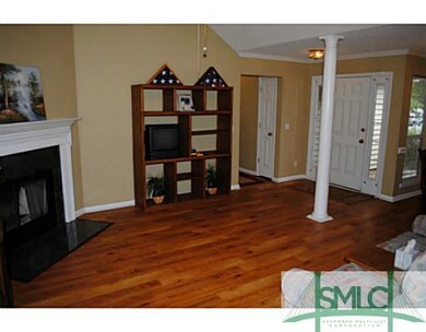 Den/Family/Great Room. Vaulted Ceiling & Fireplace
