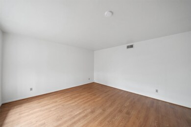 926 E 14th St, Houston, TX 77009 - photo 3