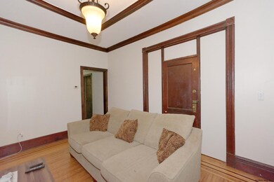 118 S Lake Ave, Albany, NY 12208 - photo 3