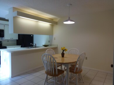2421 24th Ct unit 133-B, Jupiter, FL 33477 - photo 3