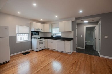 16 Denver St unit 1, Saugus, MA 01906 - photo 3