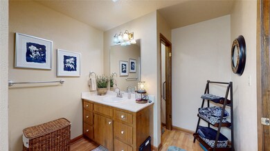 806 Camphor Cir, Village Mill, TX 77663 - photo 7