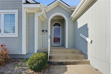 7218 N Cypress Ave, Kansas City, MO 64119 - photo 7