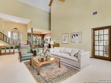 9536 Majestic Oak Cir, San Antonio, TX 78255 - photo 3