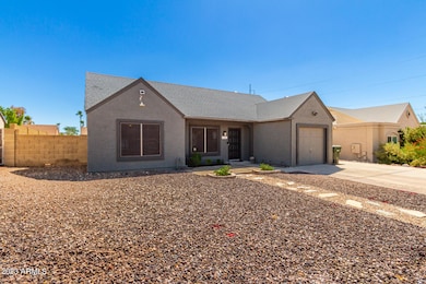 1219 E Wickieup Ln, Phoenix, AZ 85024 - photo 2