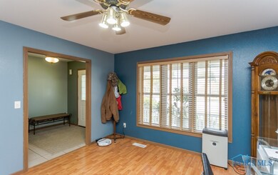 2142 Lisa Ln, Toledo, OH 43611 - photo 6