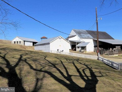 unlisted-address, Chambersburg, PA 17202 - photo 6