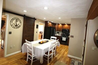 922 Winter St, Hanson, MA 02341 - photo 5