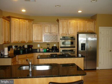 19151 Potomac Crest Dr, Triangle, VA 22172 - photo 3