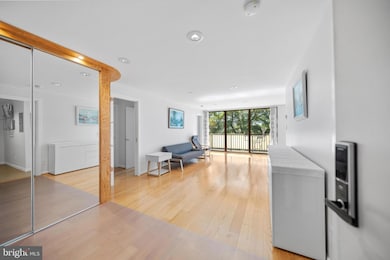 1510 12th St N unit 303, Arlington, VA 22209 - photo 7