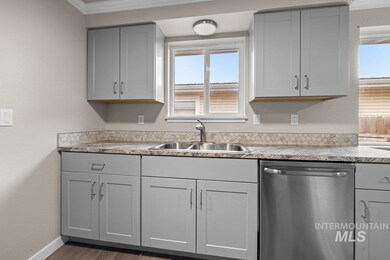 1216 S Locust St, Nampa, ID 83686 - photo 7