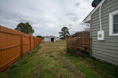 2743 Weems Rd, Weems, VA 22576 - photo 5