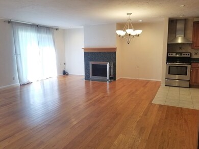 152 Quincy Shore Dr unit 25, Quincy, MA 02171 - photo 4