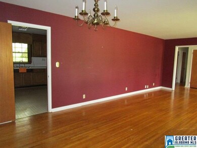 817 Springlake Cir NE, Birmingham, AL 35215 - photo 5