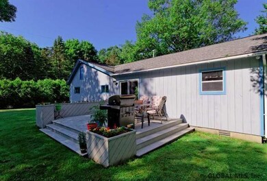 67 East St, Schenectady, NY 12309 - photo 5