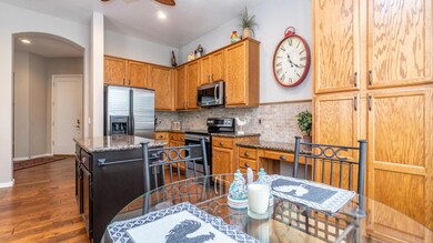 861 W Oriole Way-9