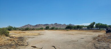 Flat rectangular lot