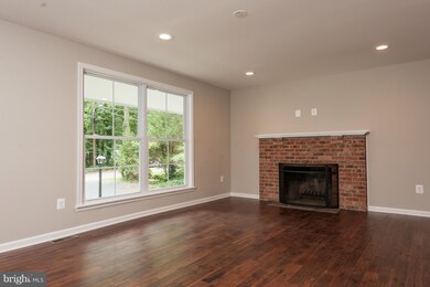 108 Maple Dr, Annapolis, MD 21403 - photo 5