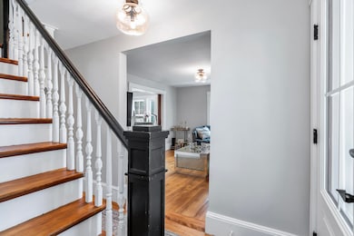 24 Jefferson St, Derry, NH 03038 - photo 6