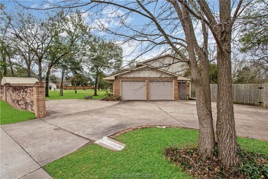 1800 Sabine Ct, College Station, TX 77840 - photo 4
